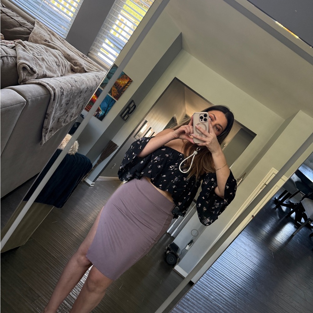Women's Black Floral Off-Shoulder Crop Top